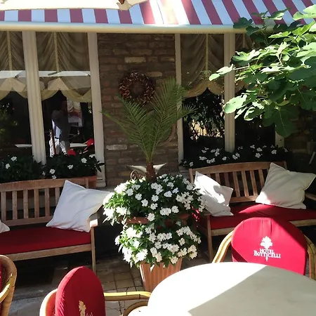 Szálloda Botticelli Maastricht