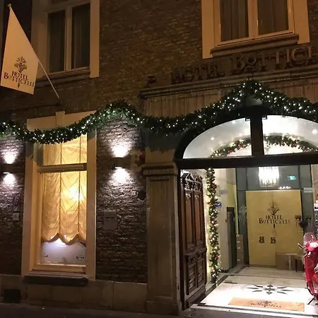 Botticelli 3* Maastricht